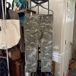 Women's Camouflage Cargo Jeans